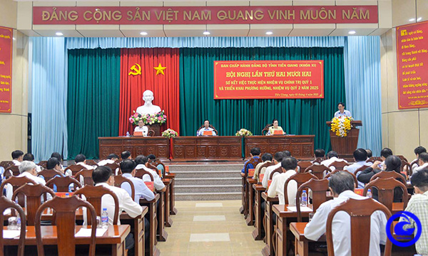 Hội nghị Ban Chấp hành Đảng bộ tỉnh Tiền Giang lần thứ hai mươi hai: Tuyệt đối không để xảy ra tình trạng tiêu cực trong sắp xếp, tinh gọn bộ máy