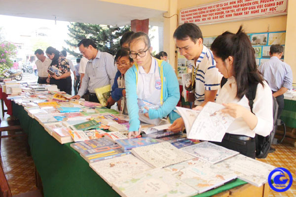 Cần duy trì và phát huy văn hóa đọc