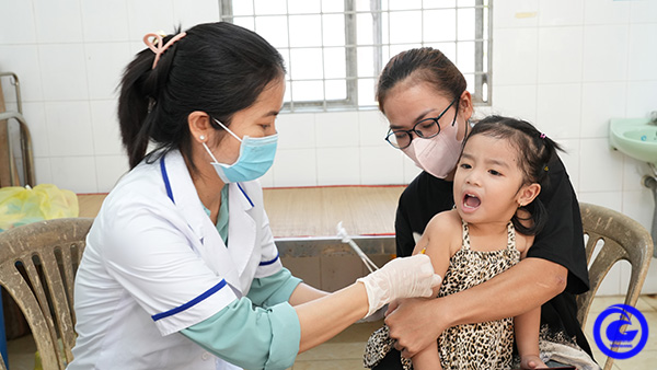 Tiền Giang đạt tỷ lệ tiêm chủng cộng đồng cao trong Chiến dịch tiêm vắc xin sởi đợt 2 năm 2025