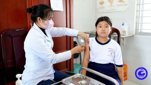 Tiền Giang đẩy mạnh tiêm chủng vắc xin Sởi - Rubella, chủ động ứng phó dịch bệnh
