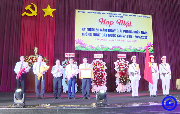 Huyện Tân Phước: Họp mặt kỷ niệm 50 năm Ngày Giải phóng miền Nam, thống nhất đất nước (30/4/1975 - 30/4/2025)
