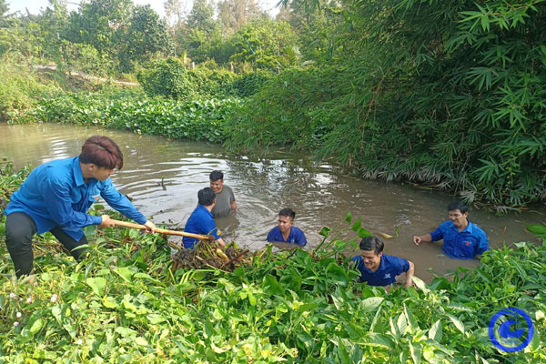 ​Tuổi trẻ Cai Lậy tình nguyện vì cộng đồng, xung kích xây dựng quê hương