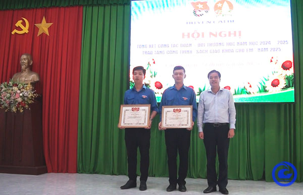 Huyện Đoàn - Hội đồng Đội huyện Cái Bè: Tổng kết công tác Đoàn - Đội trường học năm học 2024 - 2025